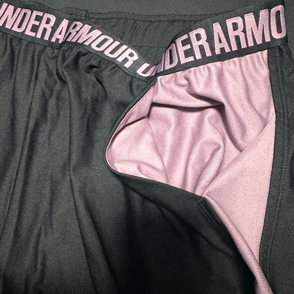 Under Armour Women's Shorts - Picture 4 of 6